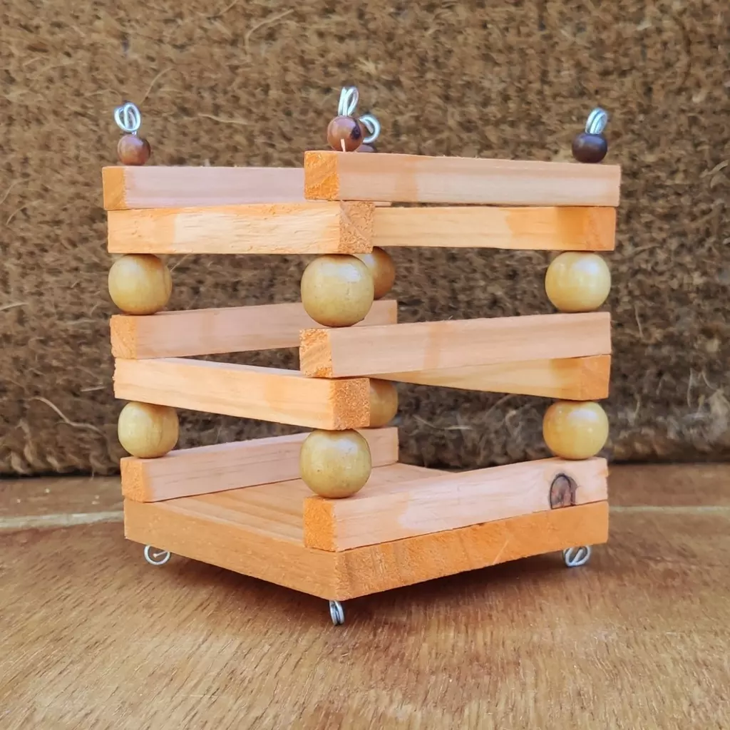 Porta Feno de Pinus - Coelhos e Porquinho da Índia - Imagem 5